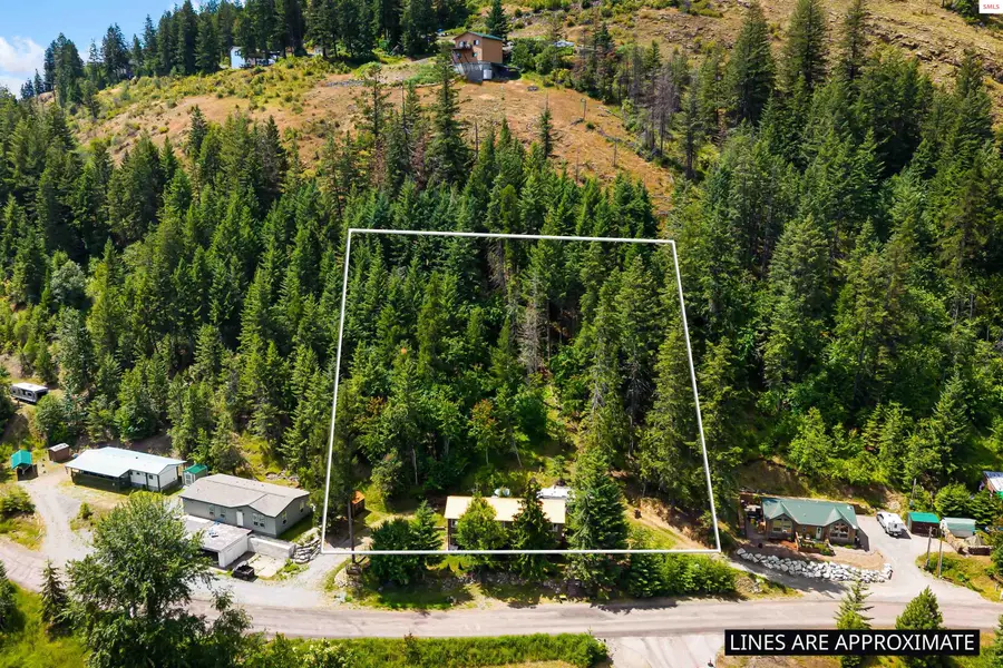 246 Midas Dr, Sagle, ID 83860 - #2