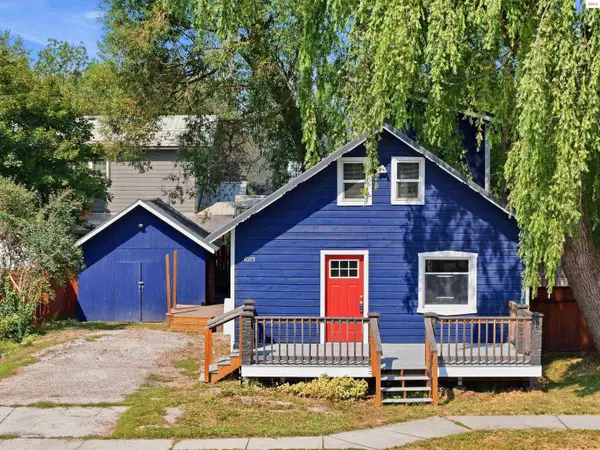 1023 W Washington Ave, Sandpoint, ID 83864