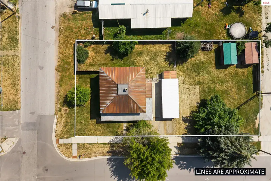 1223 Walnut St, Sandpoint, ID 83864 - #3