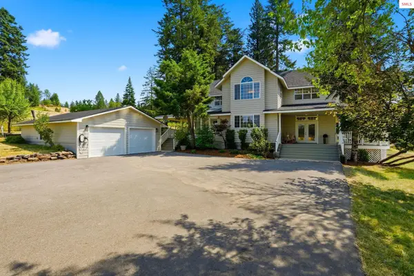 5033 E Dodd Rd., Hayden, ID 83835