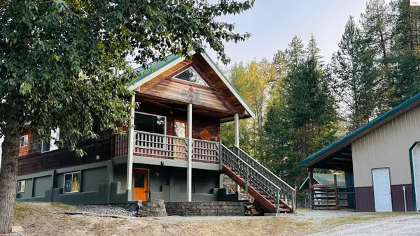 517 Sitting Bull Road, Sandpoint, ID 83864