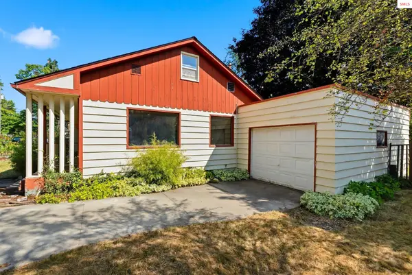 929 W Lake Street, Sandpoint, ID 83864