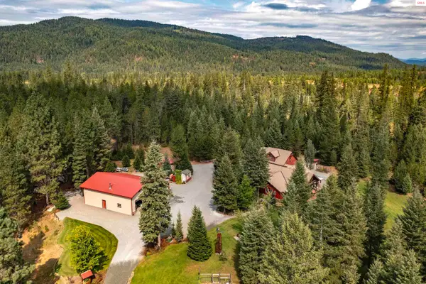 11364 Eastside Rd., Priest River, ID 83856
