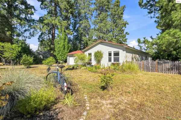 521 S Olive St, Sandpoint, ID 83864