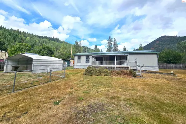 122 2nd Ave, Wallace, ID 83873