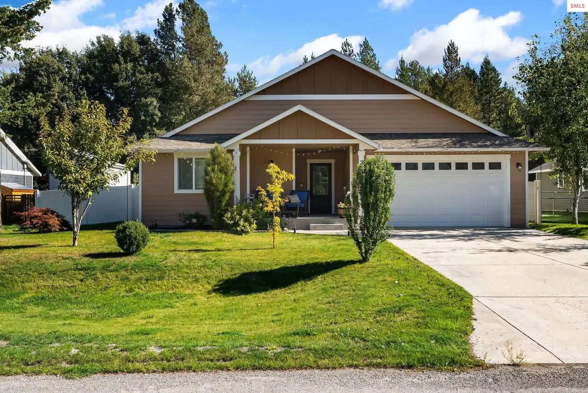 241 Beverly Dr, Sagle, ID 83860 - #1