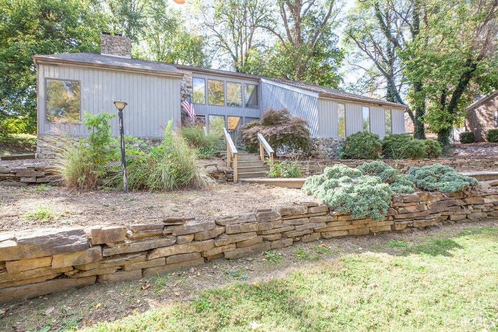 8199 Yorkridge Drive, Newburgh, IN 47630 ERA