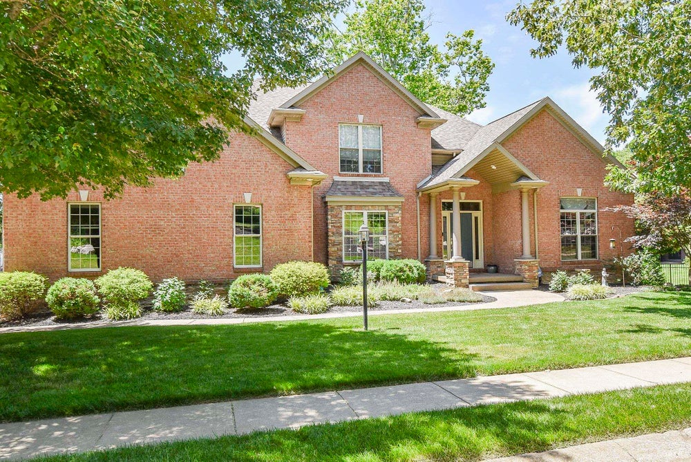 6117 Pembrooke Drive, Newburgh, IN 47630 ERA