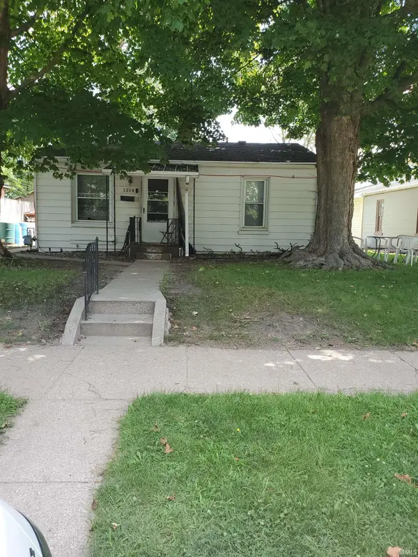 1314 Goodland Avenue, South Bend, IN 46628