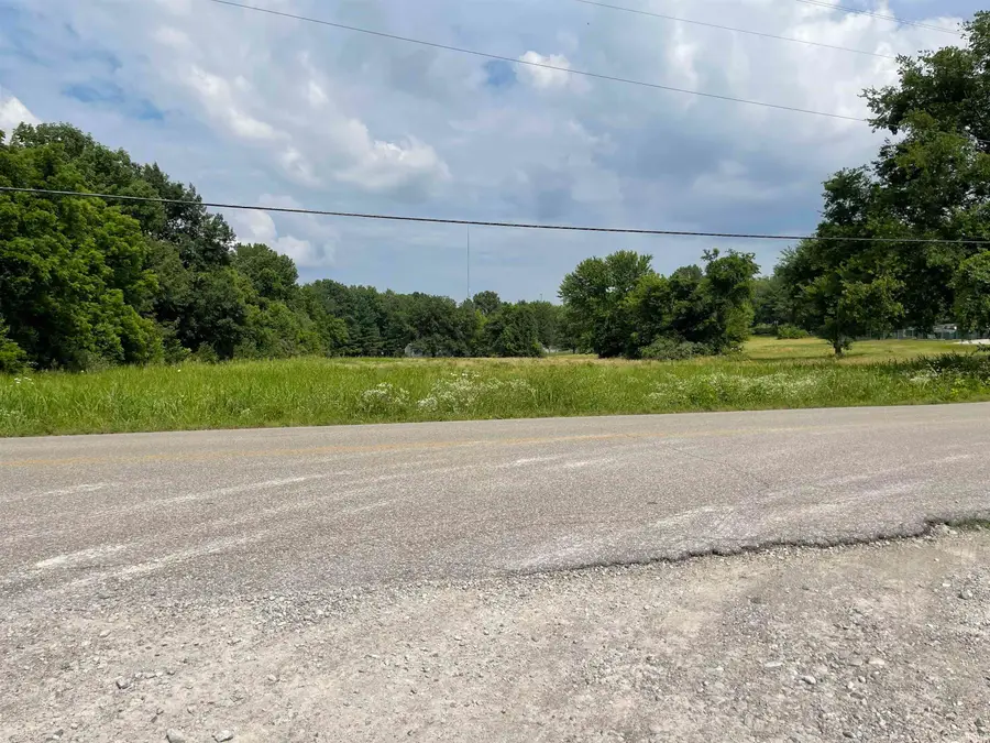 346 Fuquay Road, Chandler, IN 47610 - Image #3