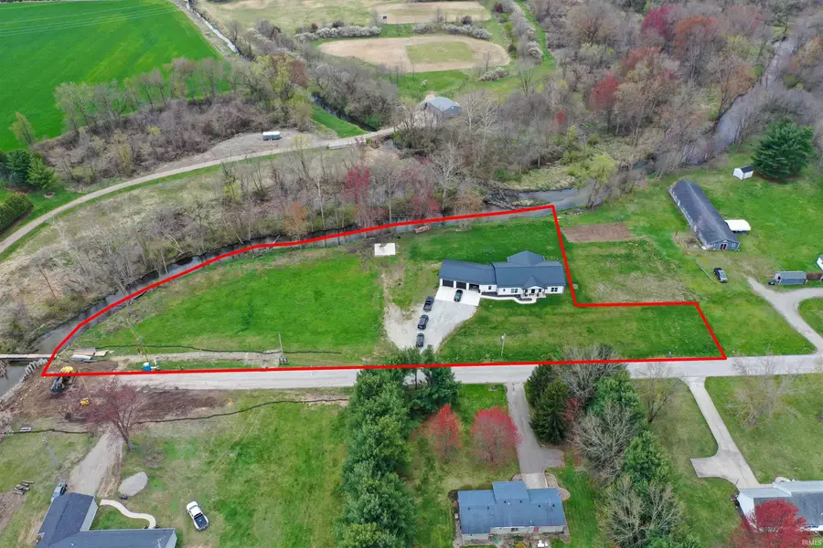 585 E Beer Road, Milford, IN 46542 - Image #2