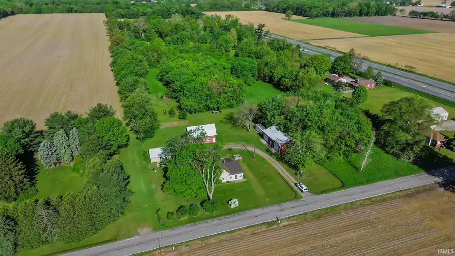 56611 Tulip Road, New Carlisle, IN 46552 - Image #2