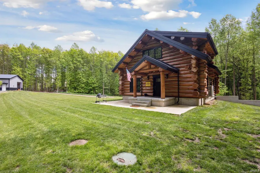 7428 E 400 N Road, Rolling Prairie, IN 46371 - Image #2