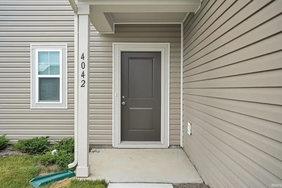 4042 Sedgewick Lane, Columbus, IN 47201 - Image #2