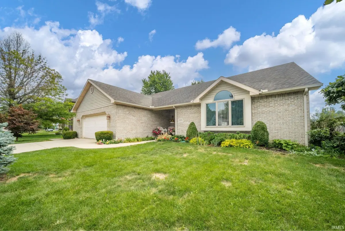 7909 W Kennedy Parkway, Yorktown, IN 47396 - #1
