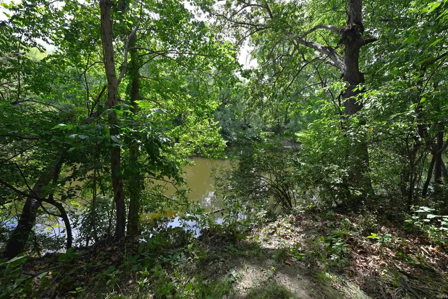 2952 S Crestview Drive, Winamac, IN 46996 - Image #2