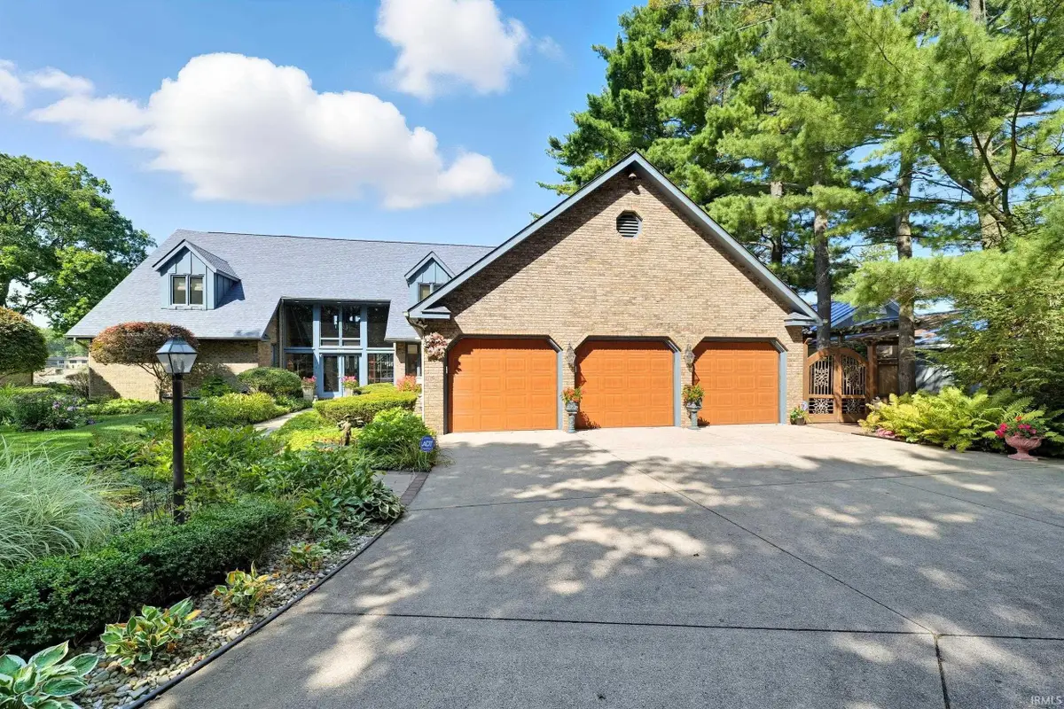 769 River Pointe Place, Mishawaka, IN 46544 - Image #1