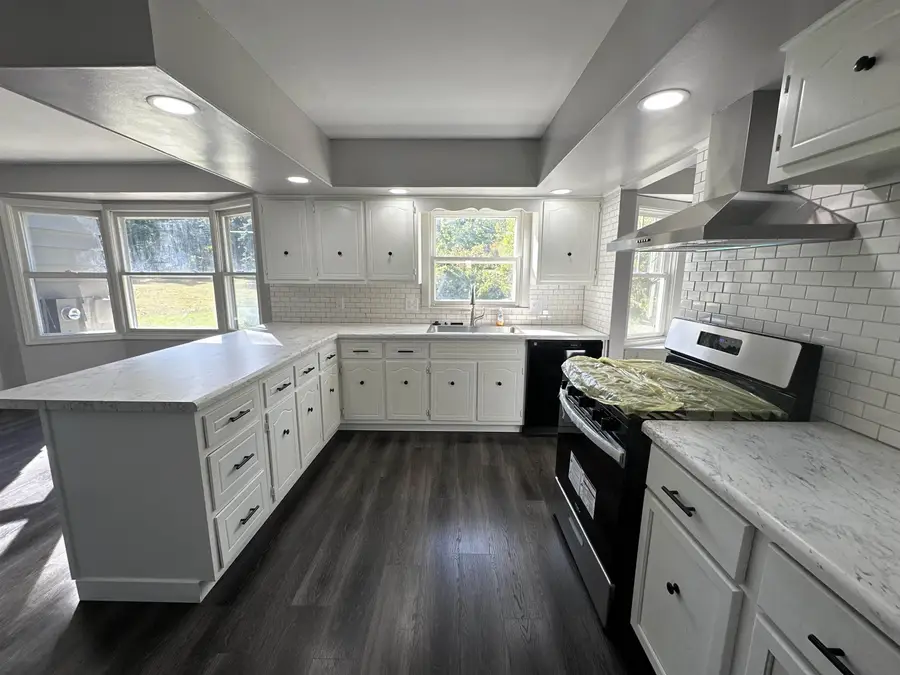 1436 S Hadley Road, Fort Wayne, IN 46804 - Image #2