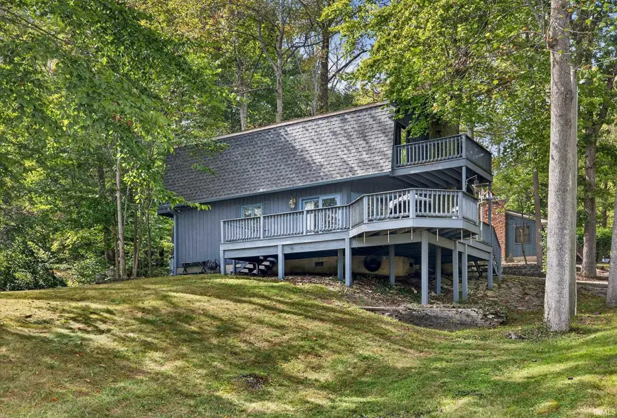 8002 N Lakeview Drive, Unionville, IN 47468 - Image #2