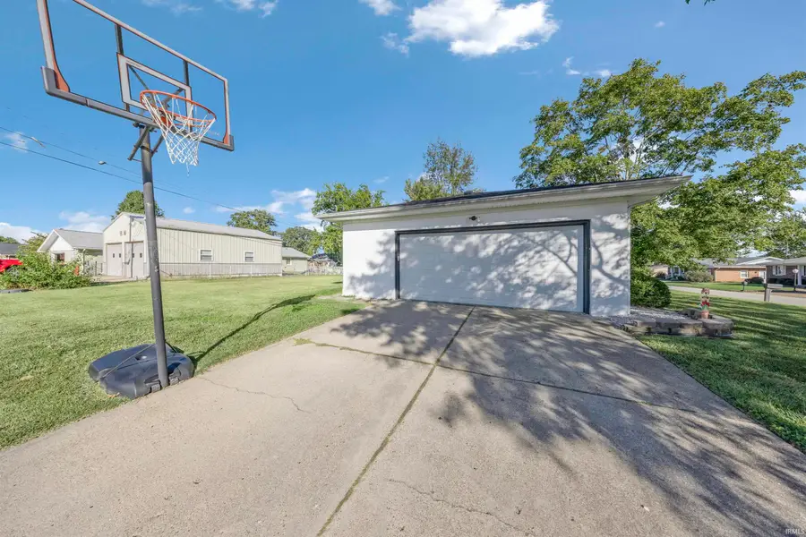 337 Coronado Drive, Mount Vernon, IN 47620 - Image #3
