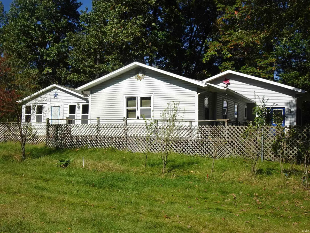 10788 E Hackberry Avenue, Monterey, IN 46960 - Image #1