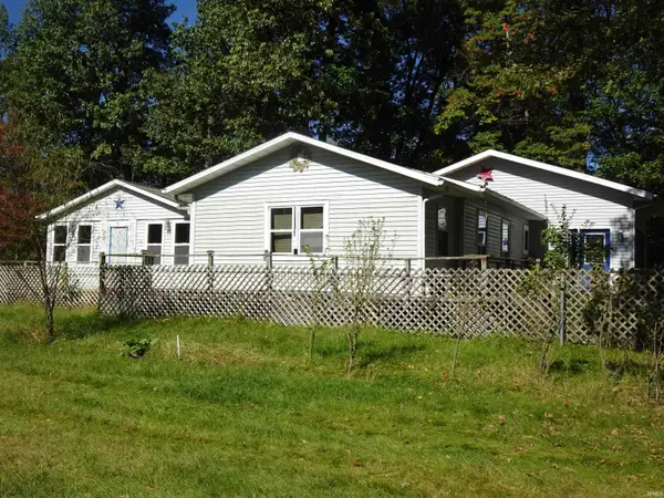 10788 E Hackberry Avenue, Monterey, IN 46960