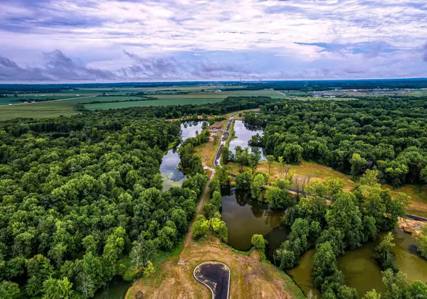 4078 Cottonwood Drive, Victoria Woods, IN 47601