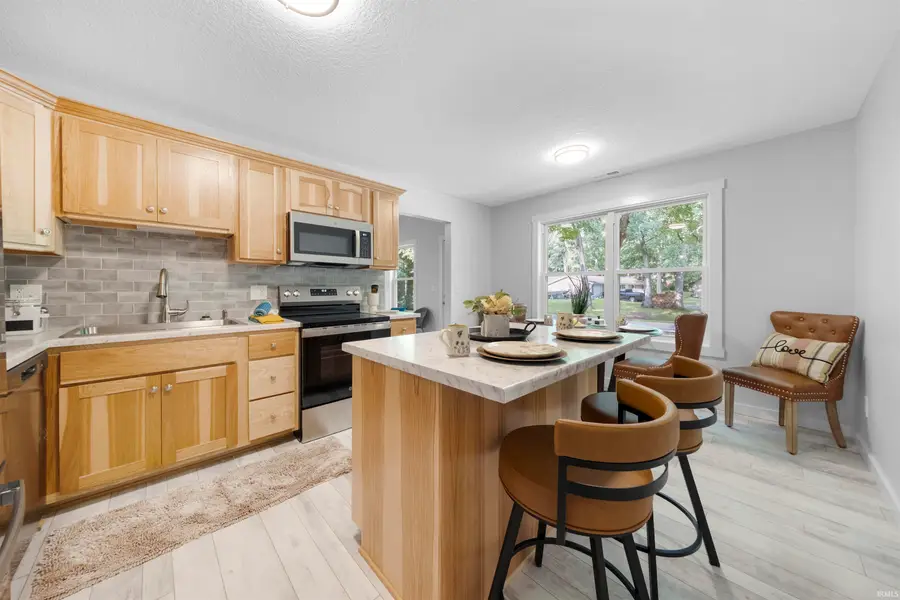 9304 N Oak Shore Drive, Rome City, IN 46784 - Image #2