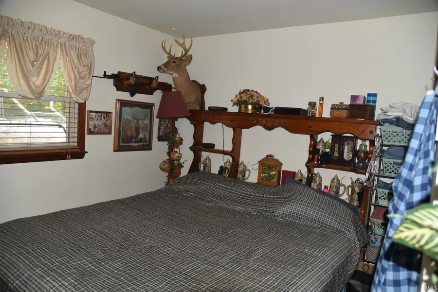 7155 S Shields Ridge Rd, Bloomington, IN 47401 - Image #2