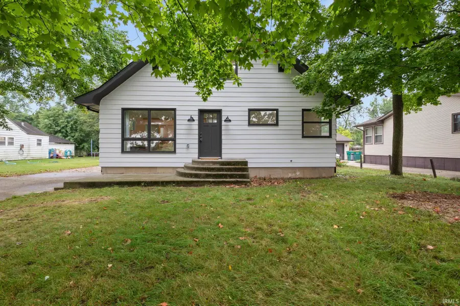 507 N Oakland Avenue, Mishawaka, IN 46544 - Image #2