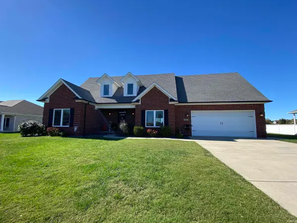 1944 Sophia Lane, Seymour, IN 47274