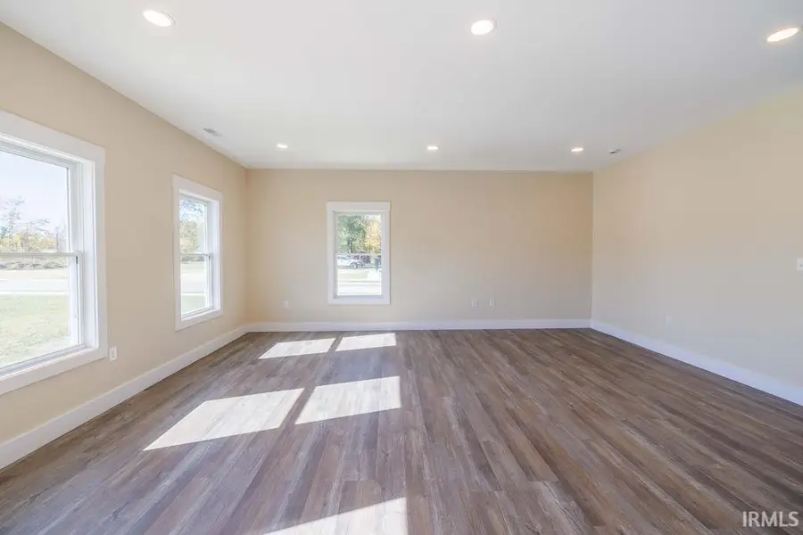 102 Pin Oak Road, Spencer, IN 47460 - Image #2