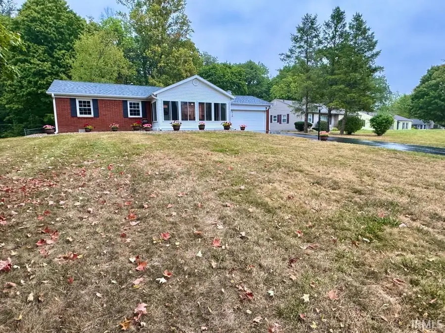 708 N Fairoaks Drive, New Castle, IN 47362 - Image #2