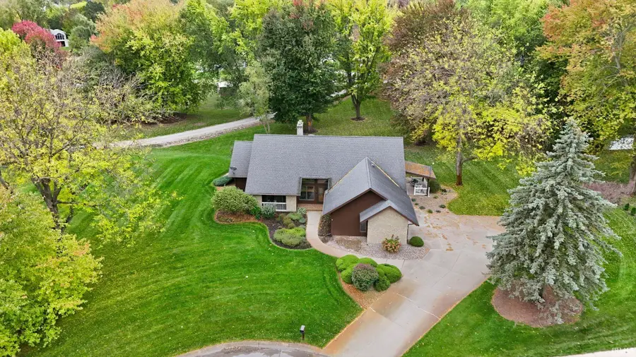 2029 Deer Trail, Warsaw, IN 46580 - Image #3