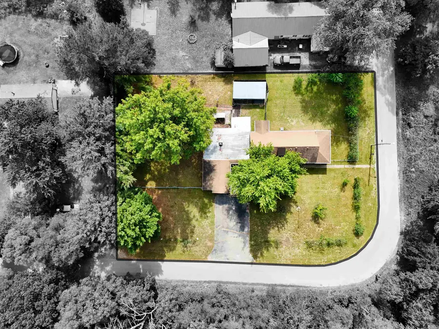 613 Simmons Street, North Judson, IN 46366 - Image #2