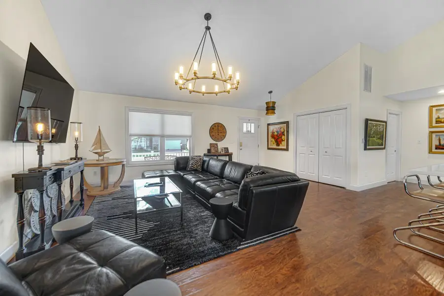 404 Gold Leaf Lane, Culver, IN 46511 - Image #2