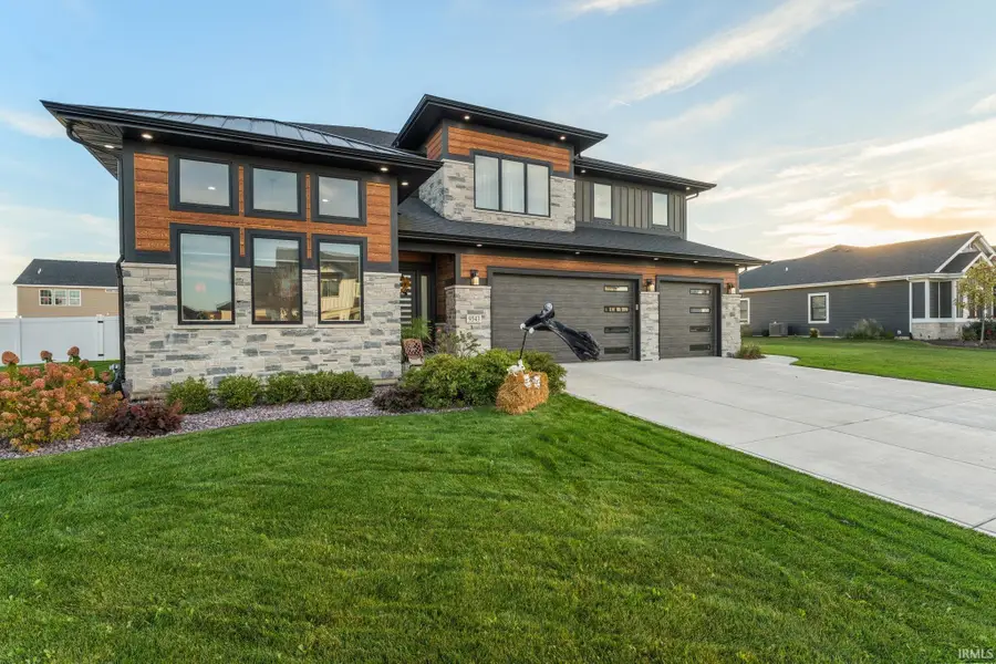 9343 Iris Drive, Saint John, IN 46373 - Image #2