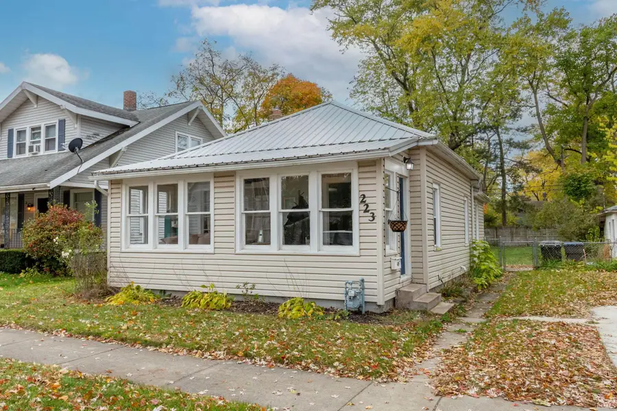 223 Kenwood Avenue, Elkhart, IN 46516 - Image #2