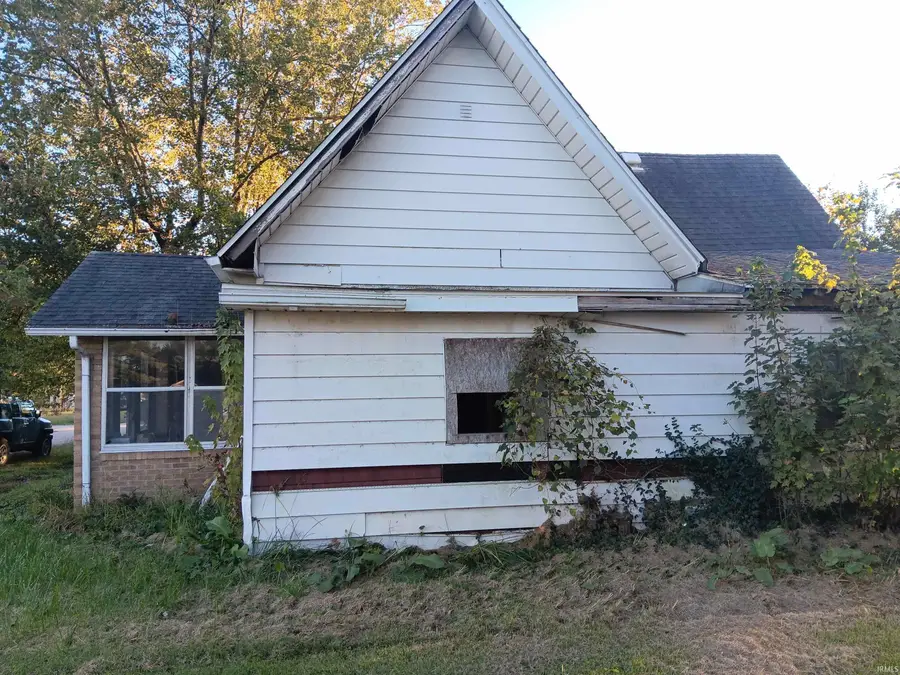 113 S Walnut Street, Hymera, IN 47855 - Image #2