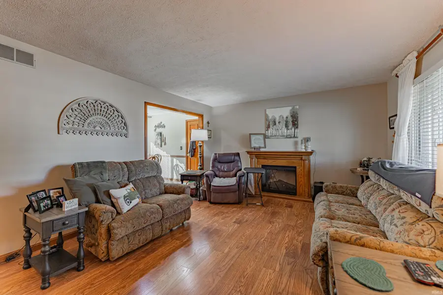 2508 Woods Drive, Wadesville, IN 47638 - Image #2