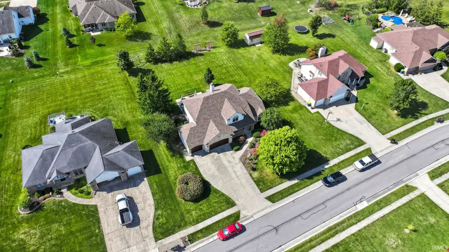 303 Hunters Ridge, Auburn, IN 46706 - Image #3