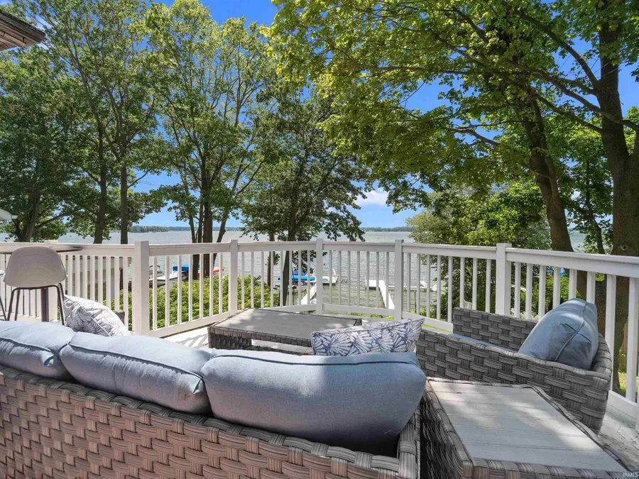 11227 N East Wawasee Drive, Syracuse, IN 46567 - Image #3