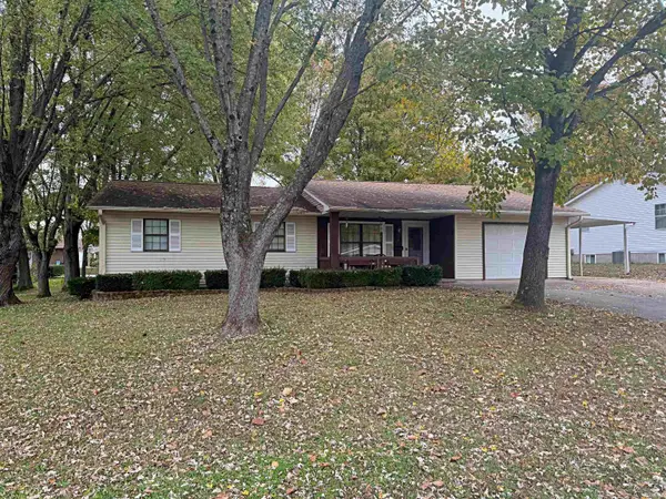 5 Kelly Drive, Washington, IN 47501