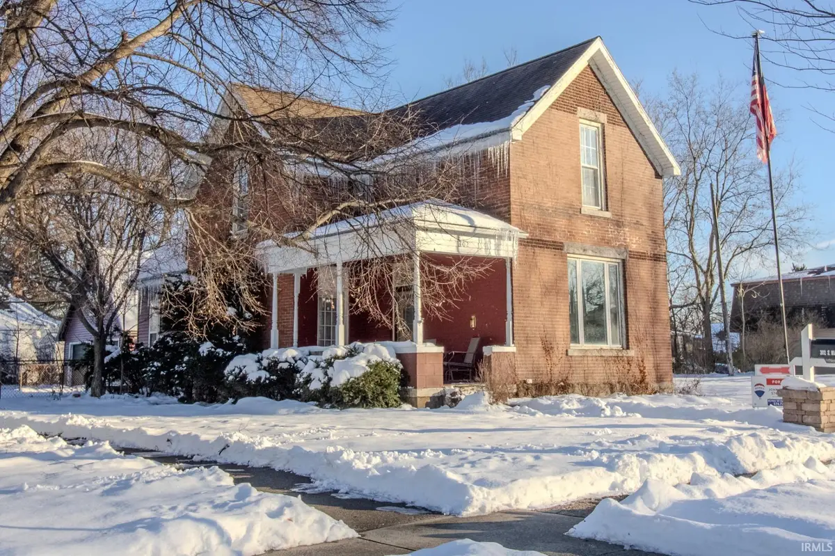 302 S Main Street, Knox, IN 46534 - Image #1