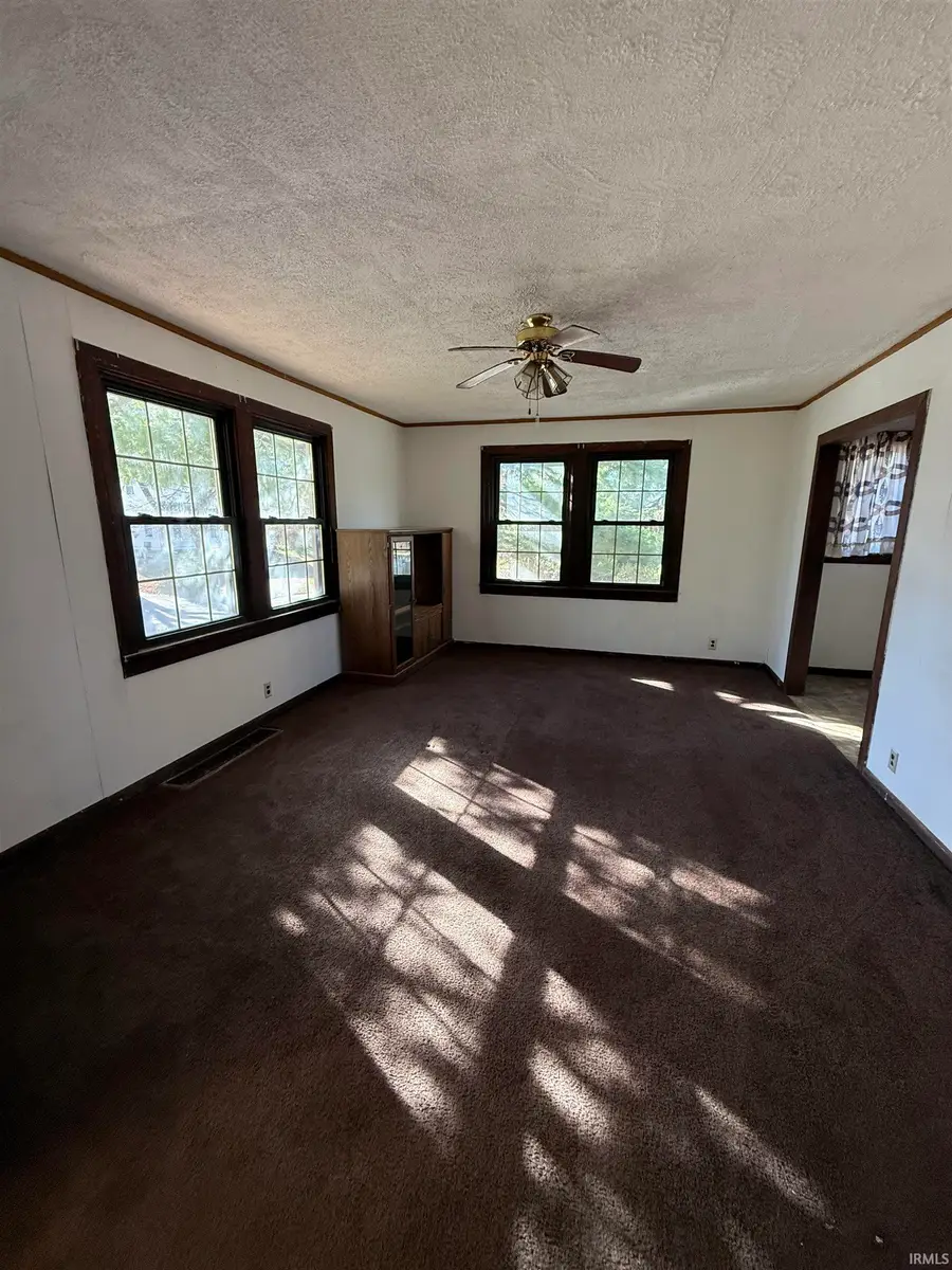 187 S Snowden Street, Andrews, IN 46702 - Image #3