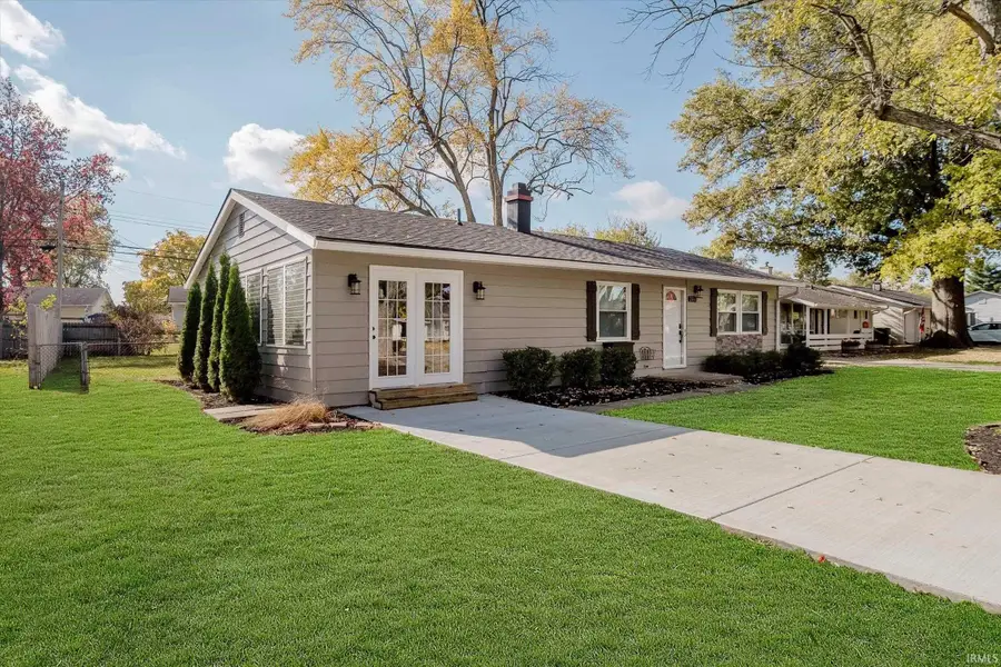 2011 W Sheffield Drive, Muncie, IN 47304 - Image #2