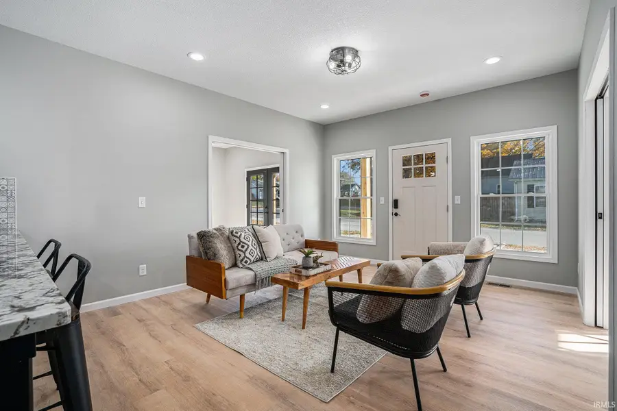 102 S Seventh Street, Pierceton, IN 46562 - Image #3