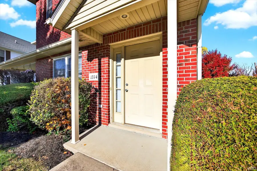 1314 Cobble Creek Circle, Bloomington, IN 47401 - Image #2