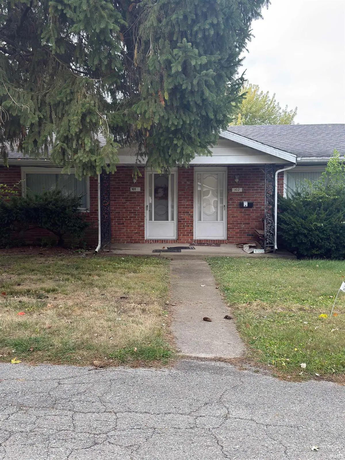 101 N Redwood Lane, Muncie, IN 47304 - Image #1