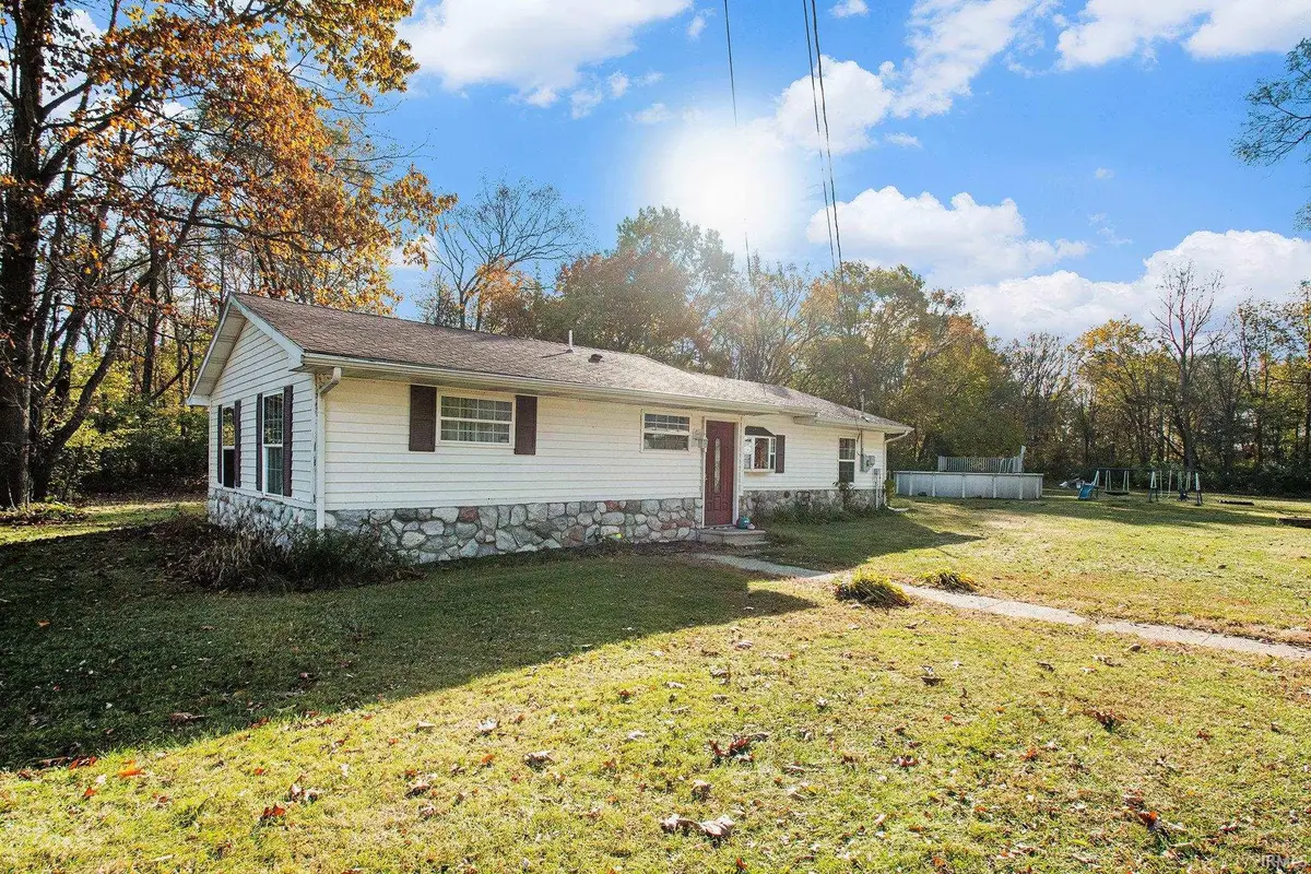 57502 Oakside Avenue, Mishawaka, IN 46544 - Image #1